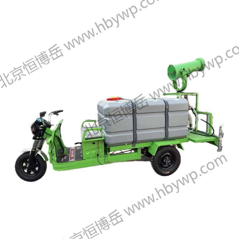 1.2方多功能新能源三輪灑水車.jpg